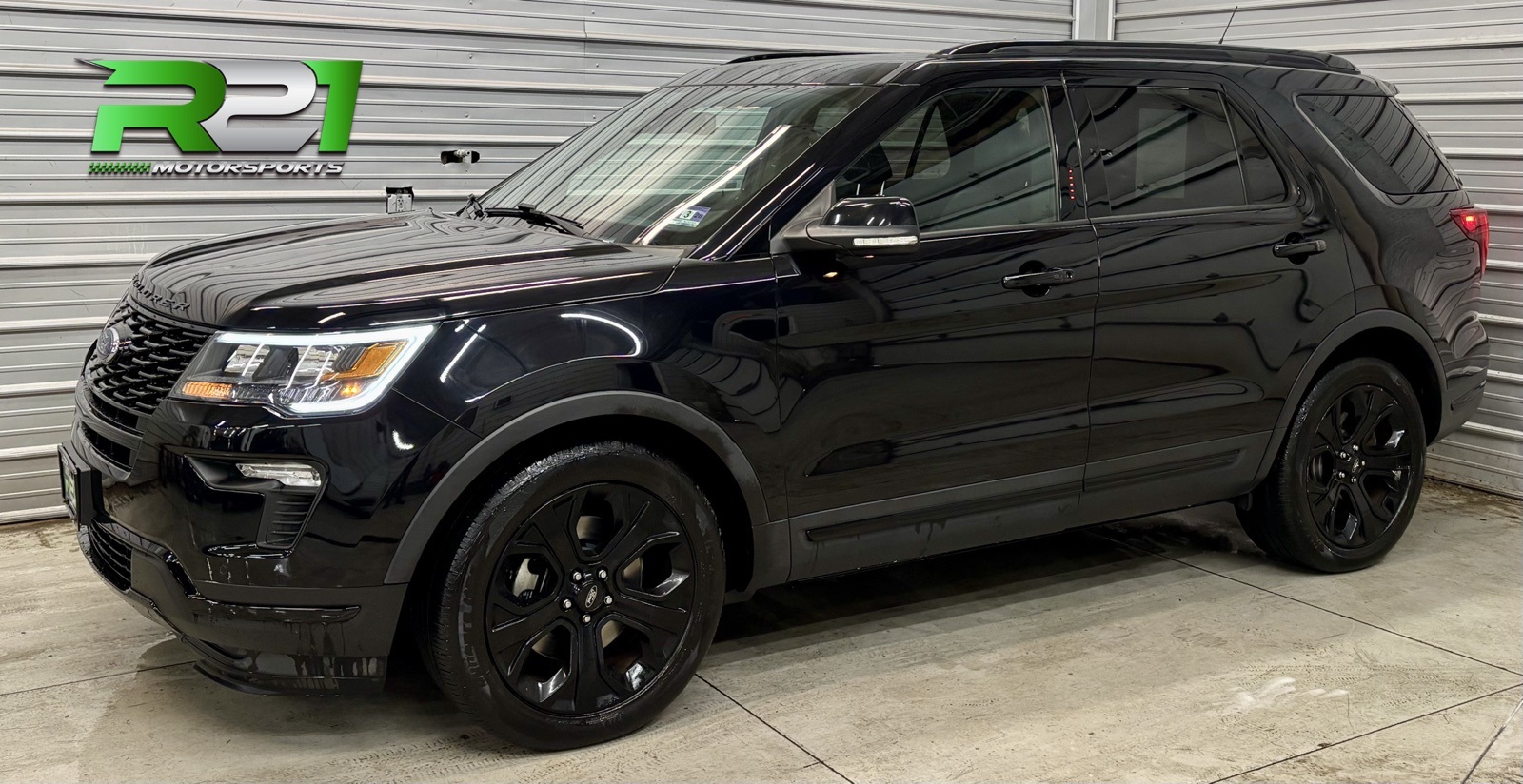 2017 Land Rover Range Rover HSE photo 48