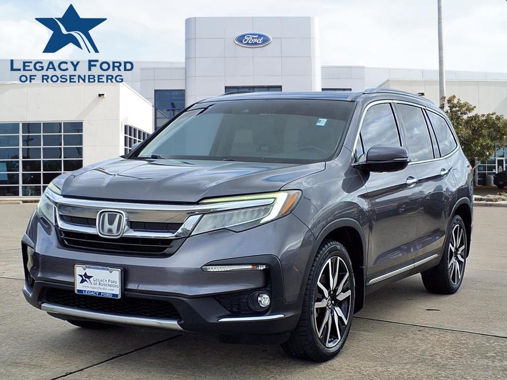 2019 Honda Pilot Touring Gray at Autostrade