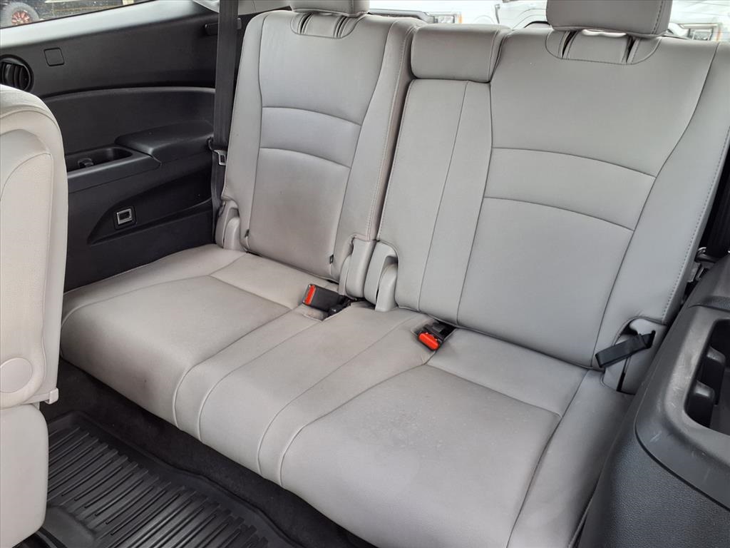 2019 Honda Pilot Touring Gray at Autostrade