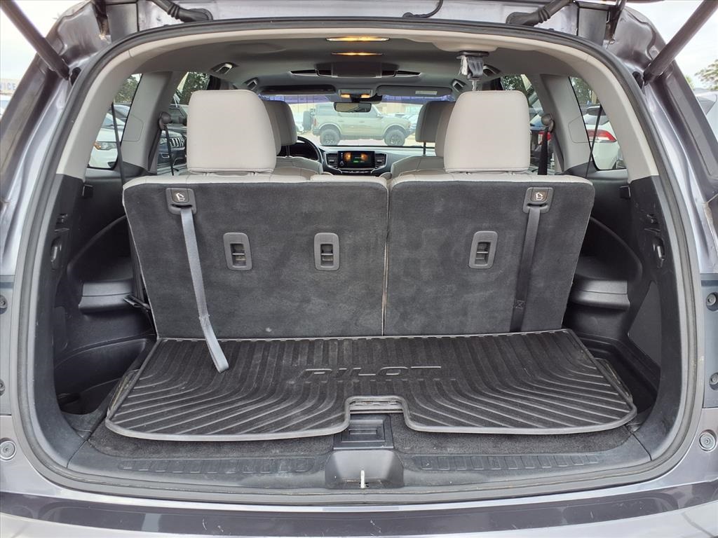 2019 Honda Pilot Touring Gray at Autostrade