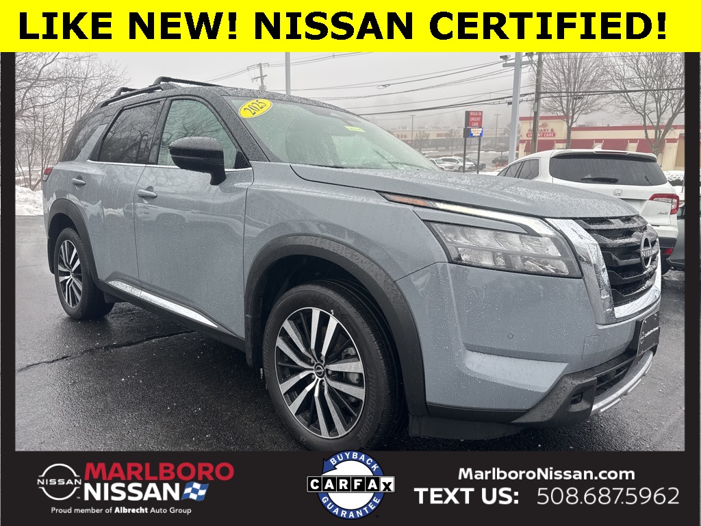 2025 Nissan Pathfinder Platinum 4WD
