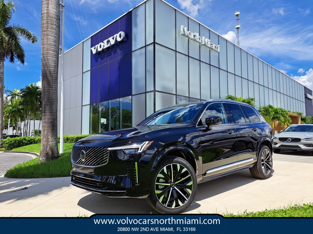 2026 Volvo XC90 B5 Core