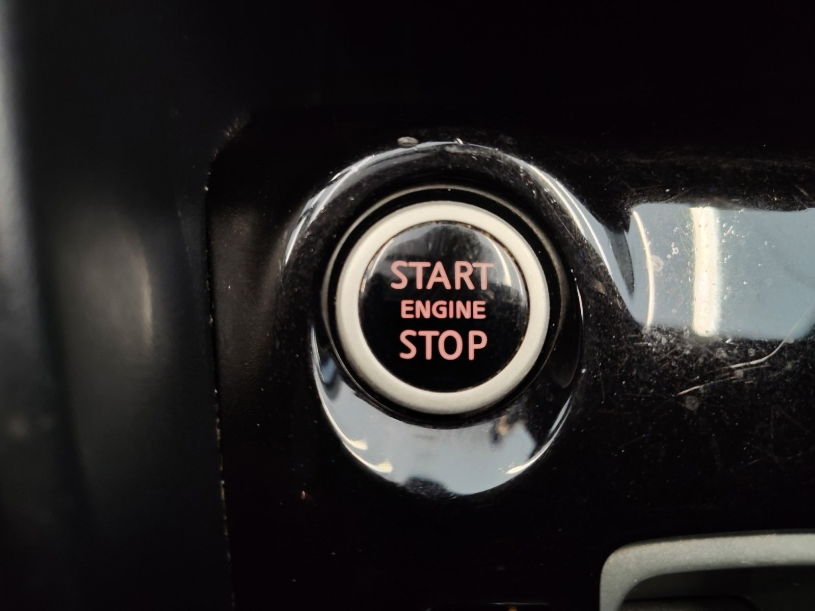 Used Car 2020 Nissan Versa  1.6 Sv For Sale Under $15,000 In San Antonio, Texas