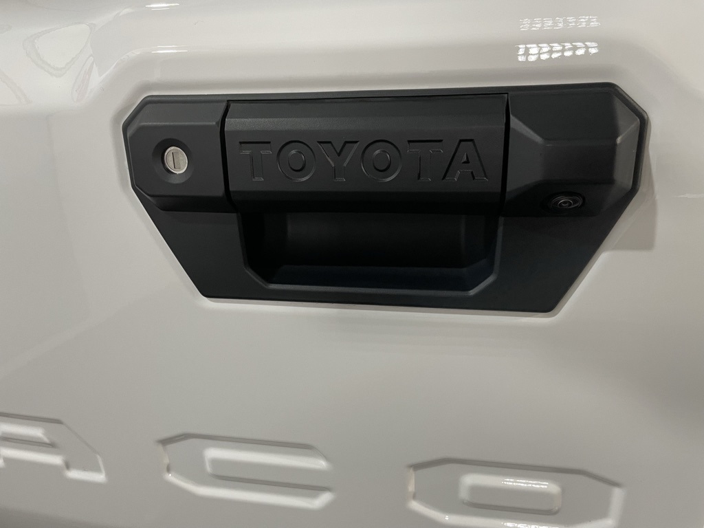 Thumbnail: 2025 Toyota Tacoma - 15
