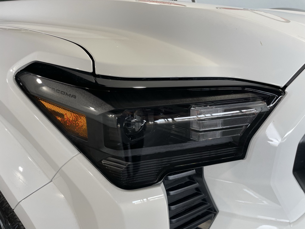 Thumbnail: 2025 Toyota Tacoma - 9