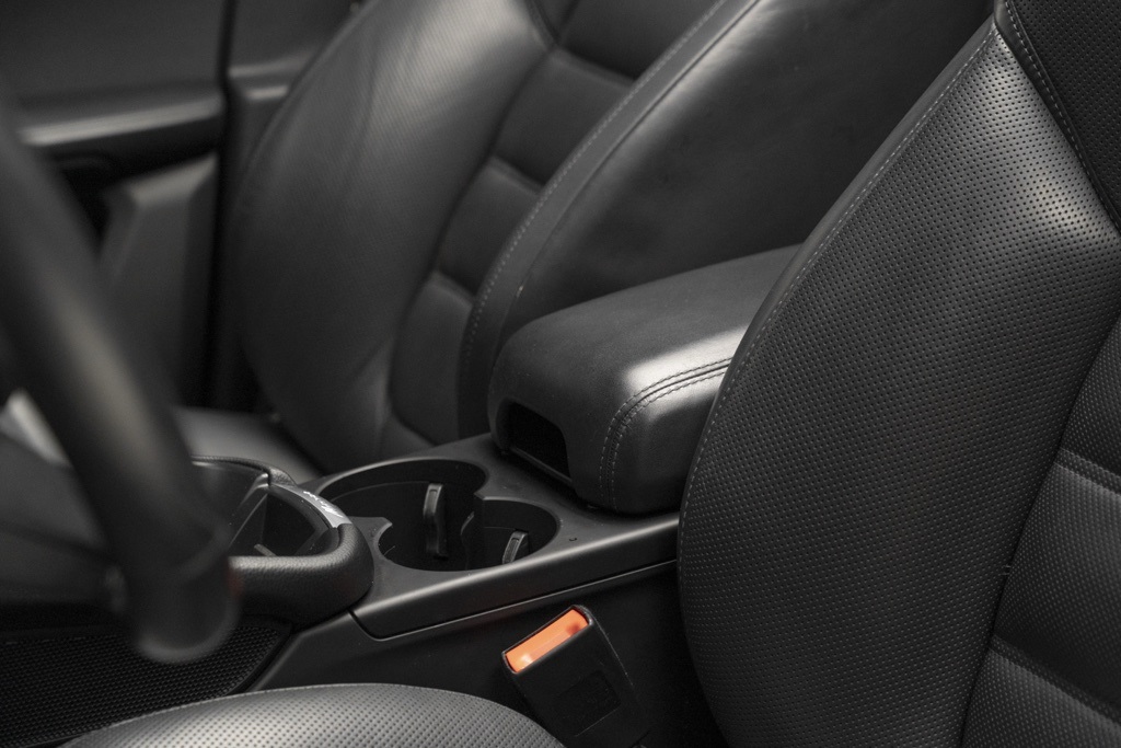 2023 Porsche Macan - Thumbnail 8