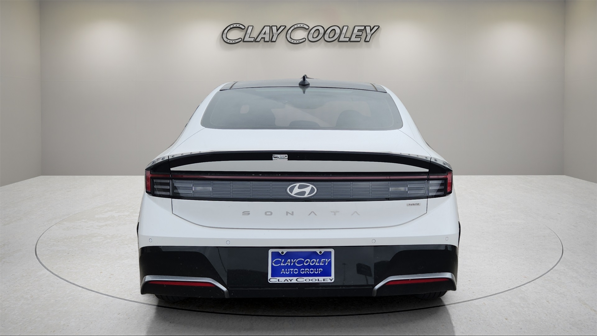 2025 Hyundai Sonata Hybrid Limited photo 4