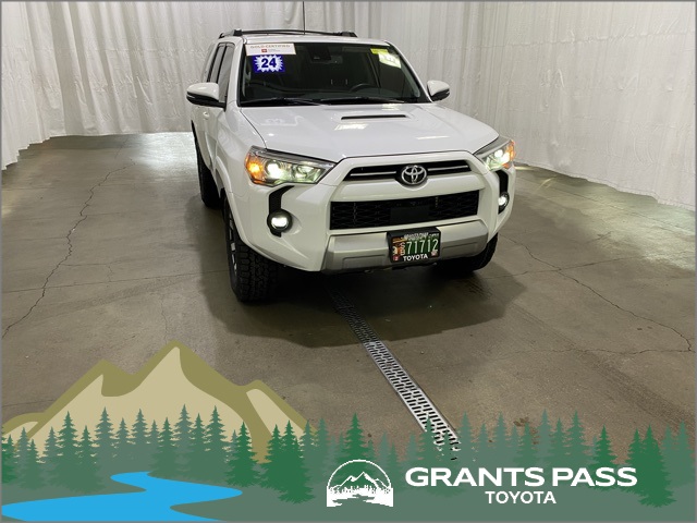 2024 Toyota 4Runner TRD Off-Road Premium 4WD
