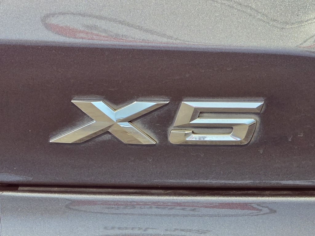 Thumbnail: 2022 BMW X5 - 11