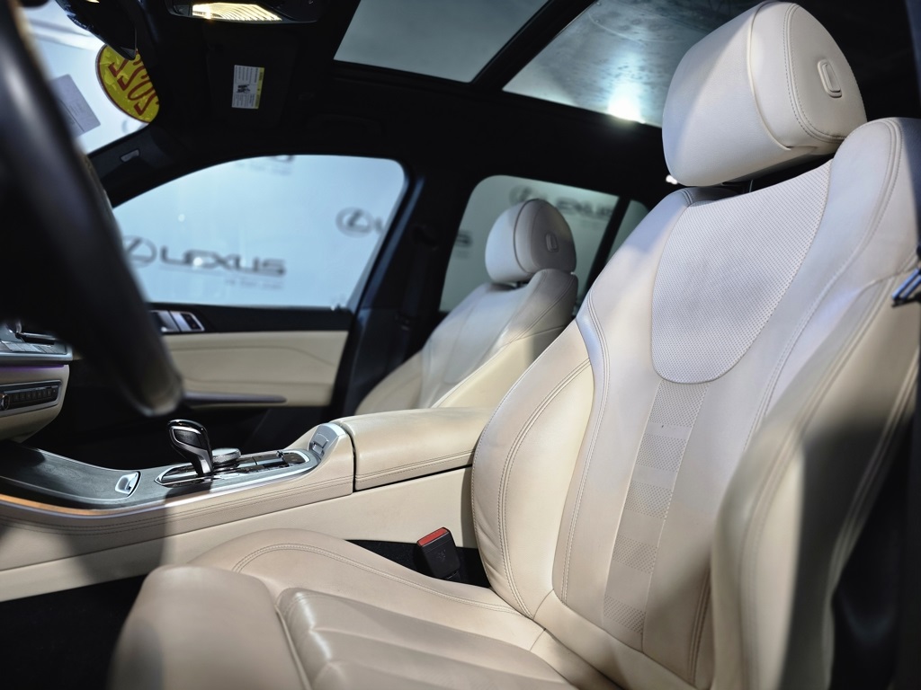Thumbnail: 2022 BMW X5 - 15