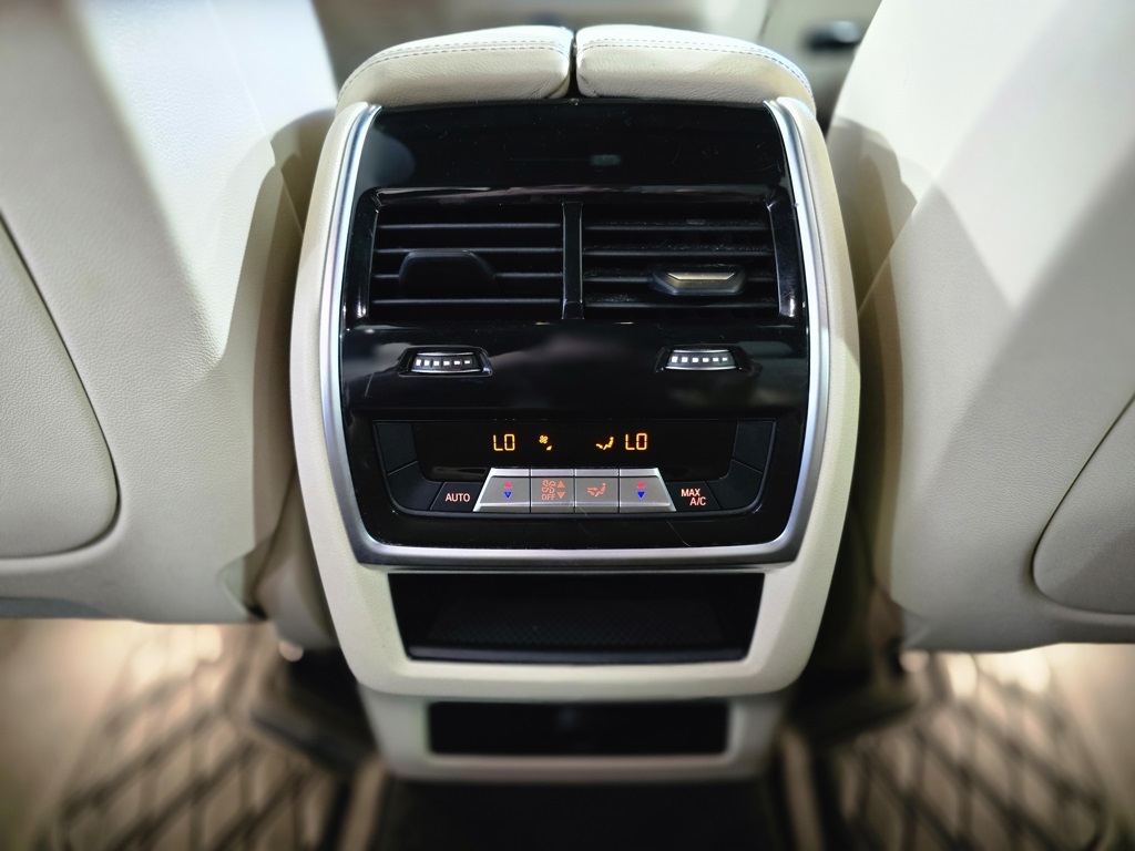 Thumbnail: 2022 BMW X5 - 28