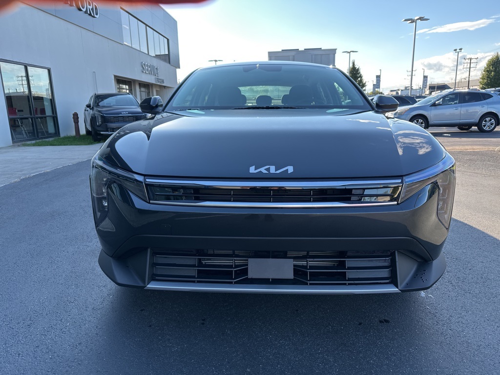 2025 Kia K4 EX photo 3