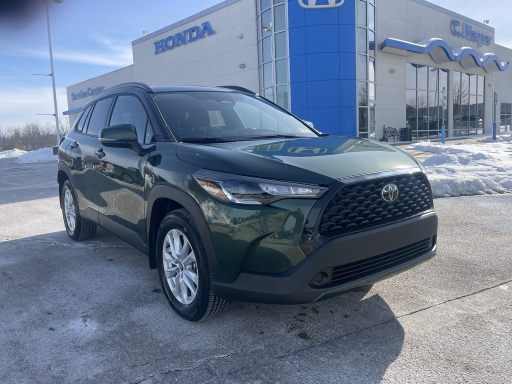 2024 Toyota Corolla Cross LE AWD