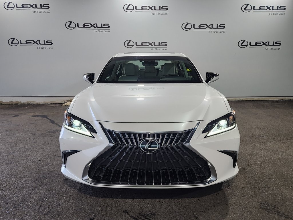 Thumbnail: 2025 Lexus ES - 2