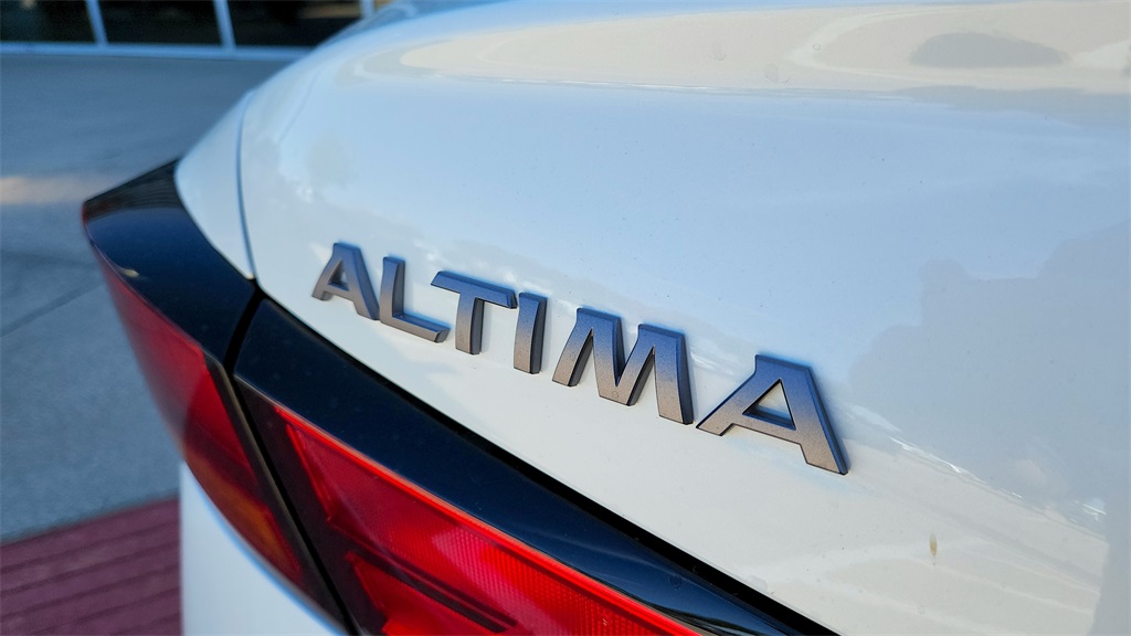 2025 Nissan Altima