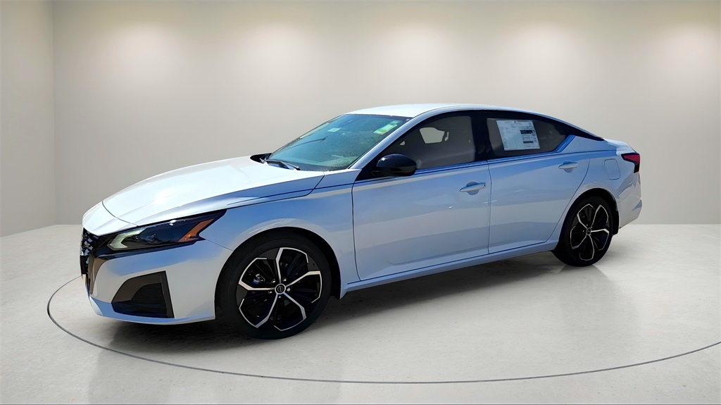 2025 Nissan Altima