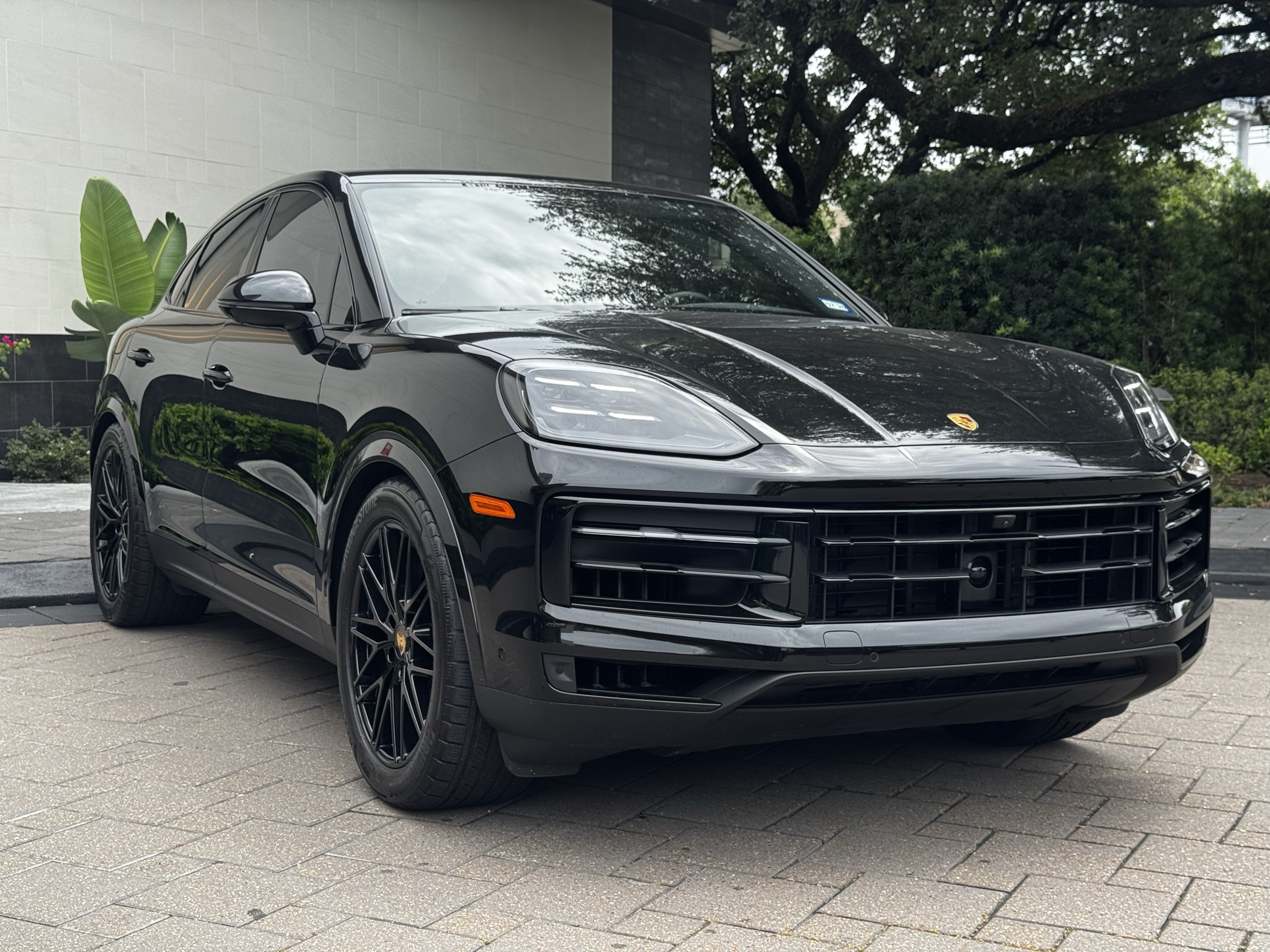 /2024 Porsche Cayenne-Coupe