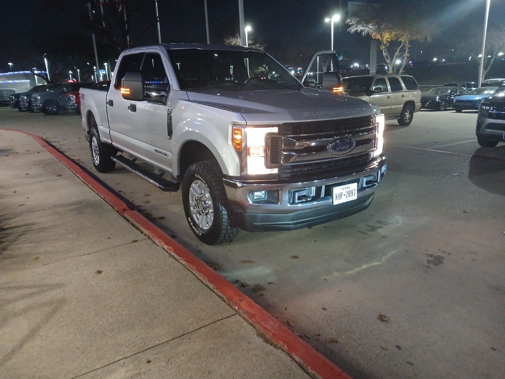 2019 Ford F-250 Super Duty XLT Crew Cab 4WD