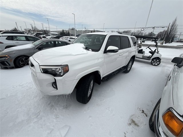 2019 Toyota 4Runner SR5 4WD