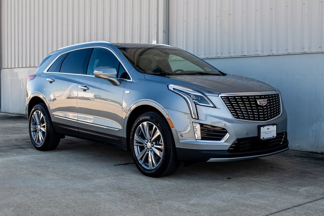2025 Cadillac XT5 Premium Luxury Silver at Tom Peacock Cadillac