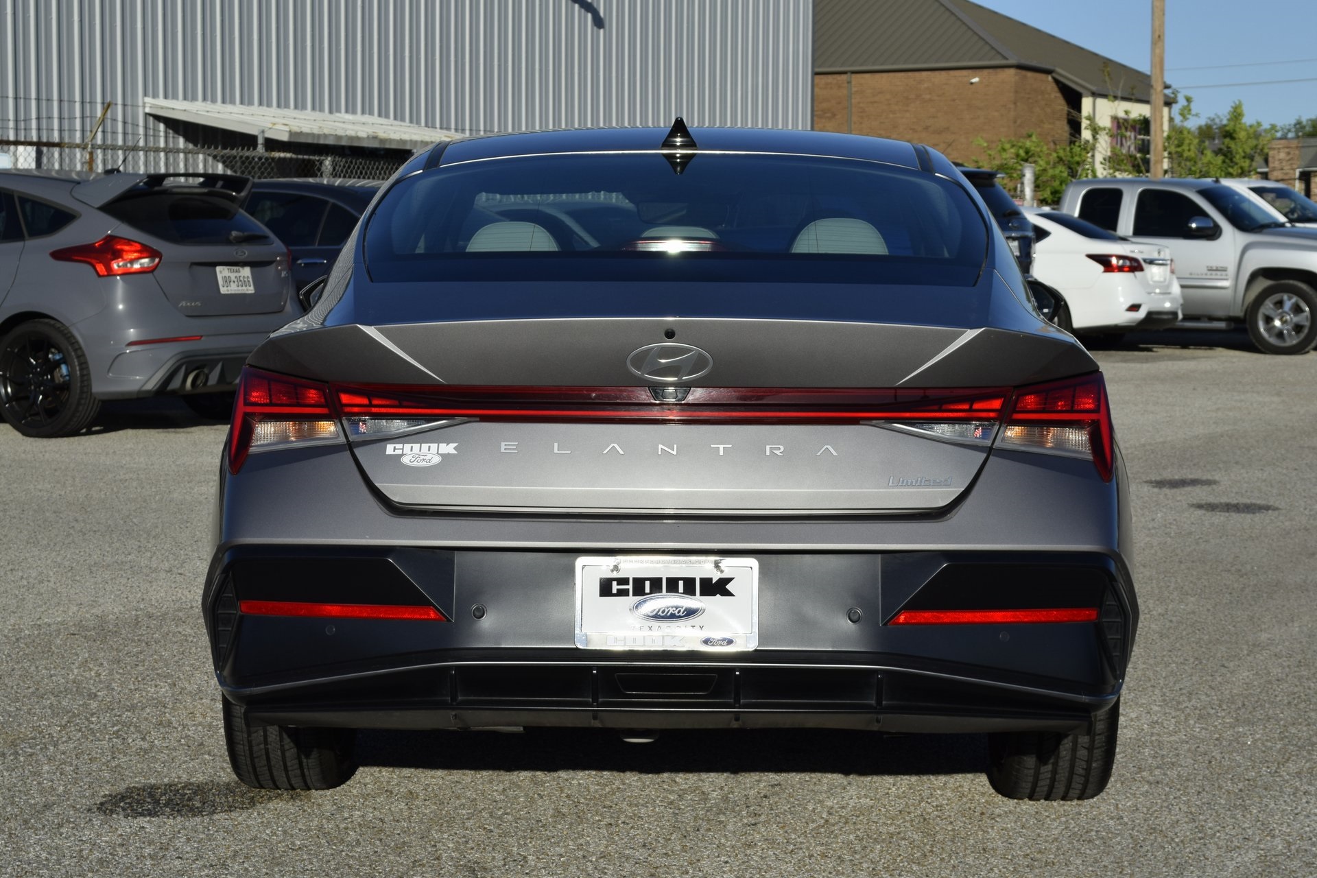 2024 Hyundai Elantra Limited - 9