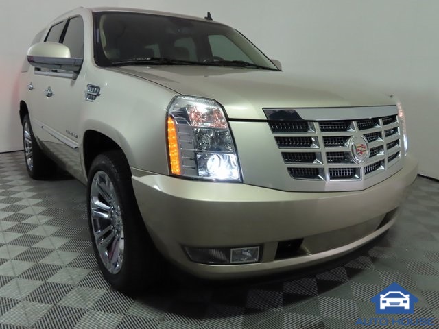 115242013 Cadillac Escalade Luxury