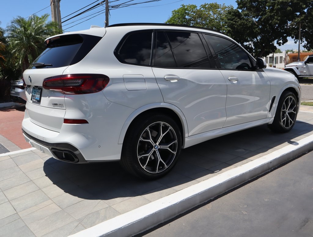 Thumbnail: 2021 BMW X5 - 5