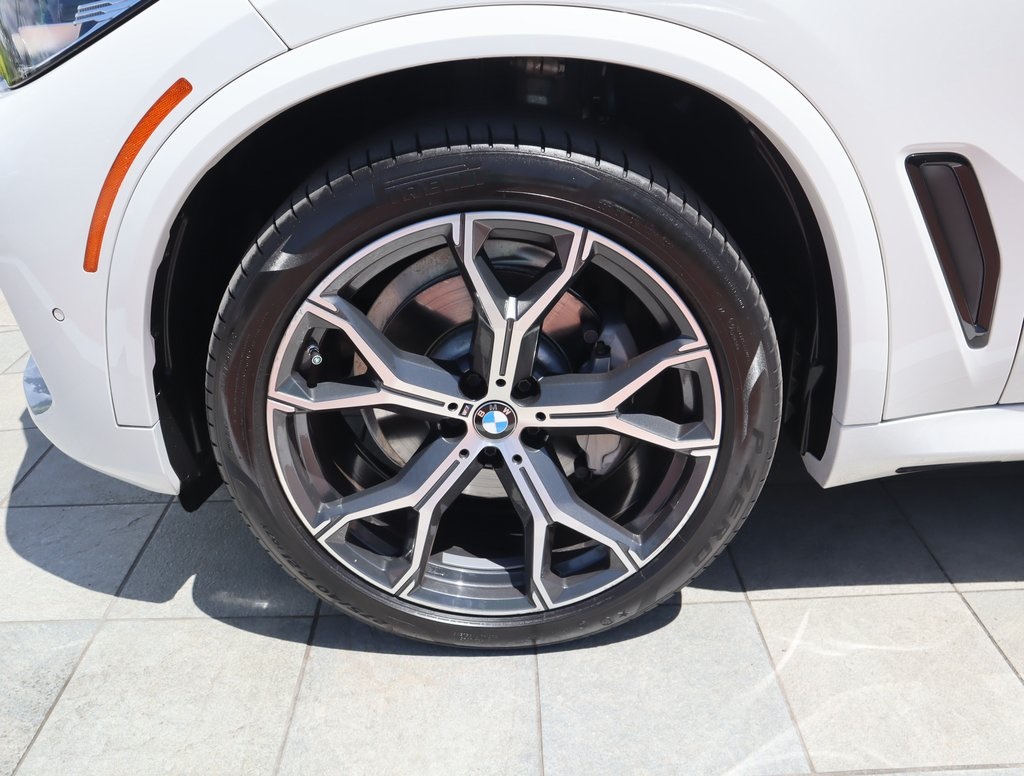Thumbnail: 2021 BMW X5 - 9