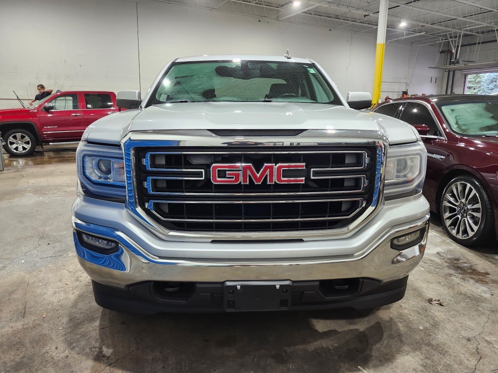 2016 Gmc Sierra 1500 SLE photo 2