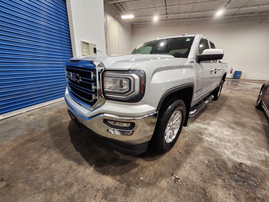 2016 Gmc Sierra 1500 SLE photo 3