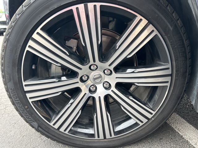 2021 Volvo XC90 T6 Inscription 7-Passenger AWD