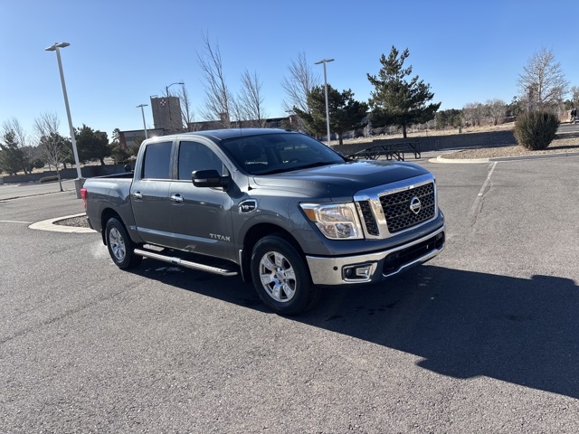 2017 Nissan Titan SV