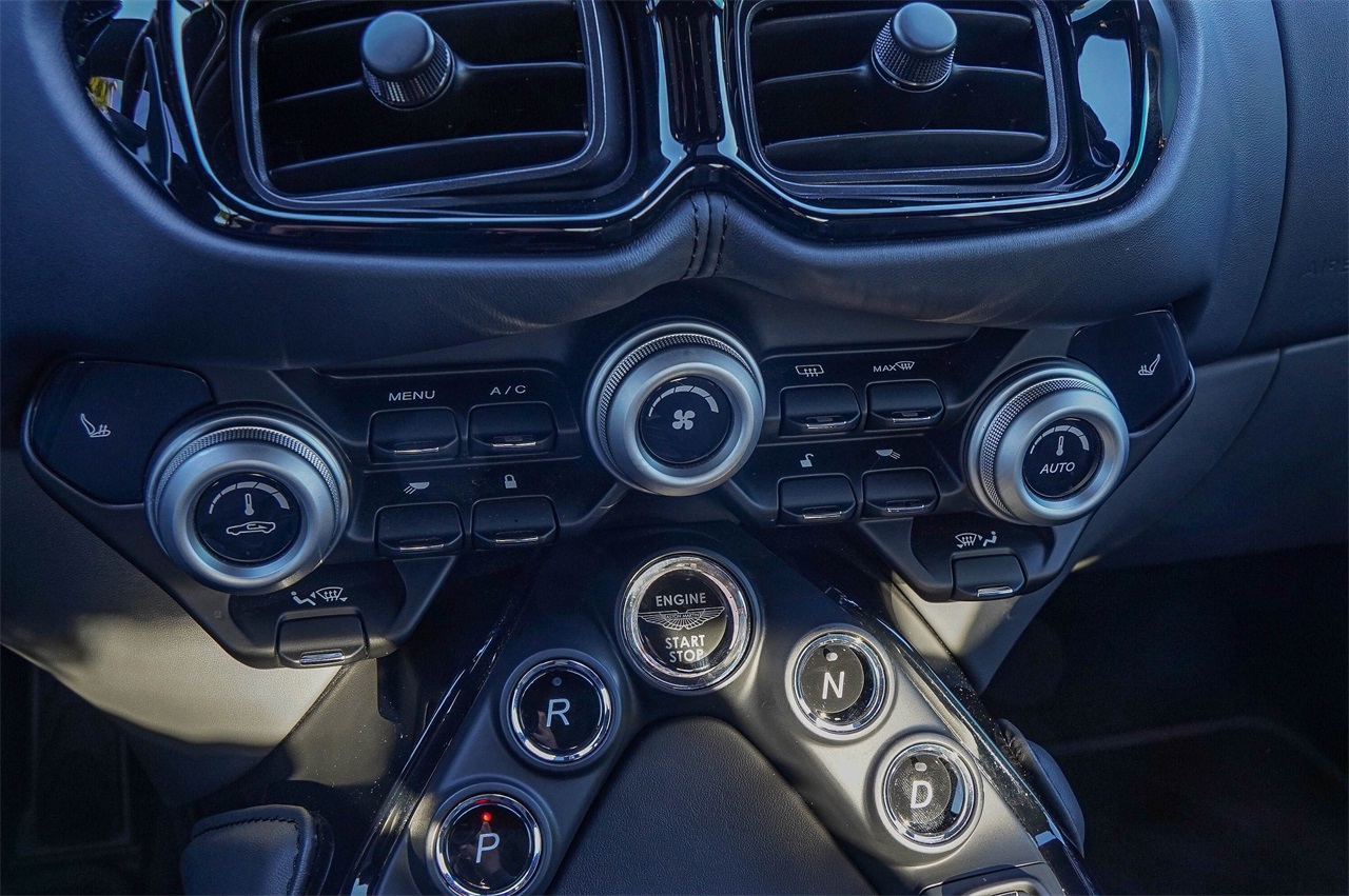 Used Car 2022 Aston Martin Vantage  For Sale Under $120,000 In Austin, Texas