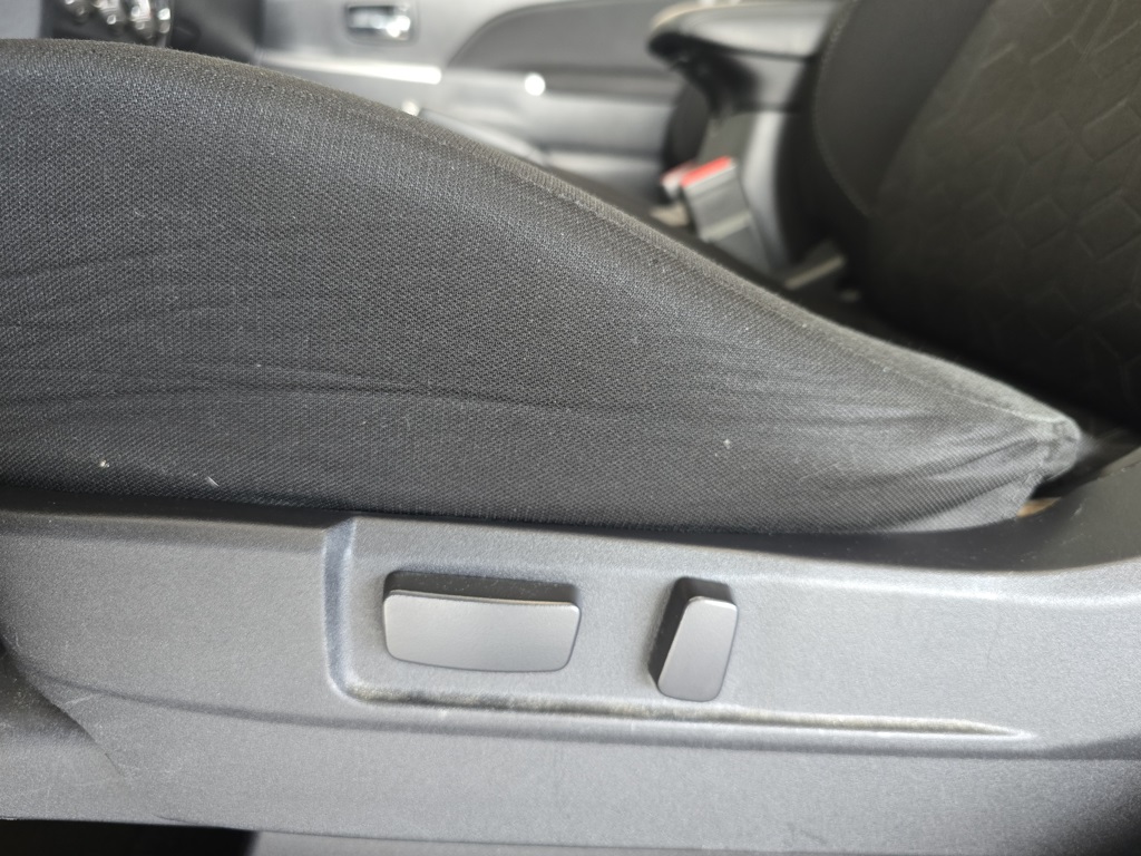 Thumbnail: 2020 Mitsubishi Outlander Sport - 10