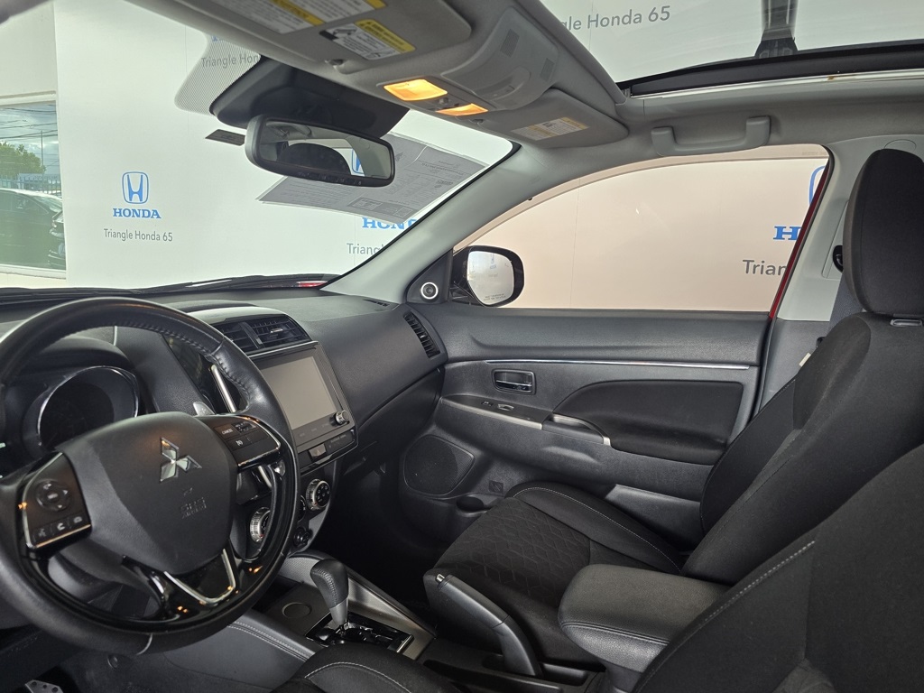 Thumbnail: 2020 Mitsubishi Outlander Sport - 12