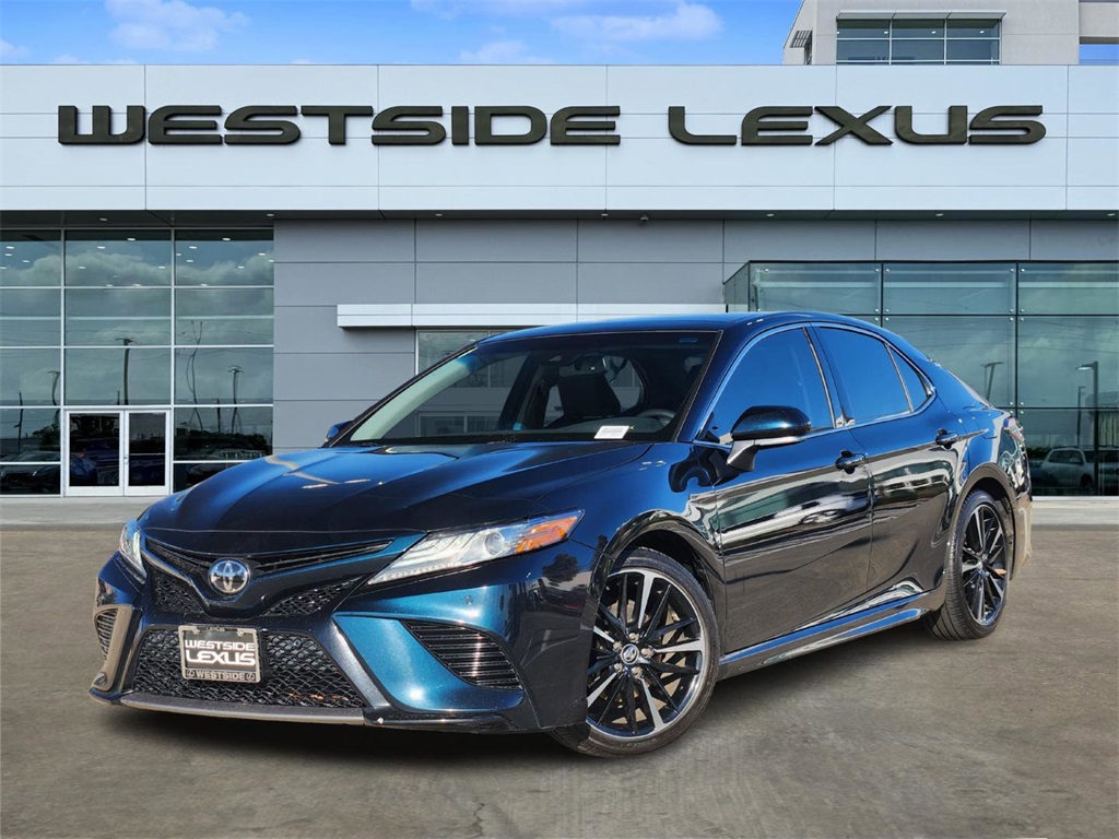 2018 Toyota Camry XSE Blue at Autostrade