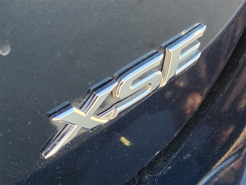 2018 Toyota Camry XSE Blue at Autostrade