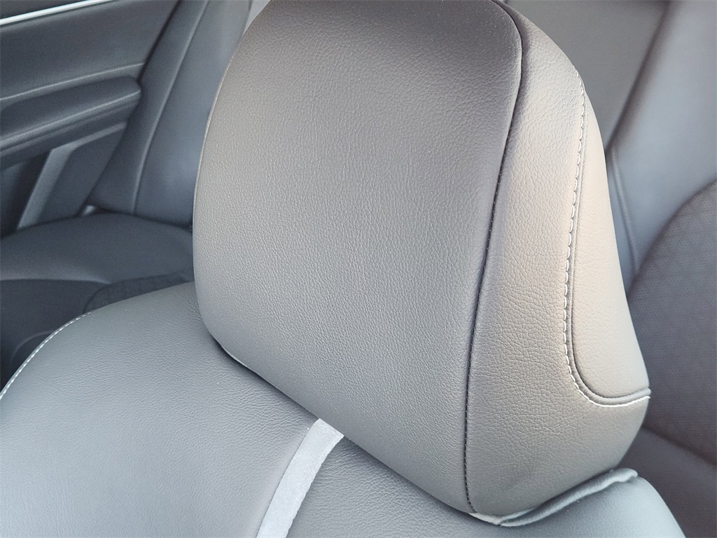 2018 Toyota Camry XSE Blue at Autostrade