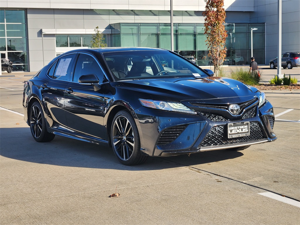 2018 Toyota Camry XSE Blue at Autostrade