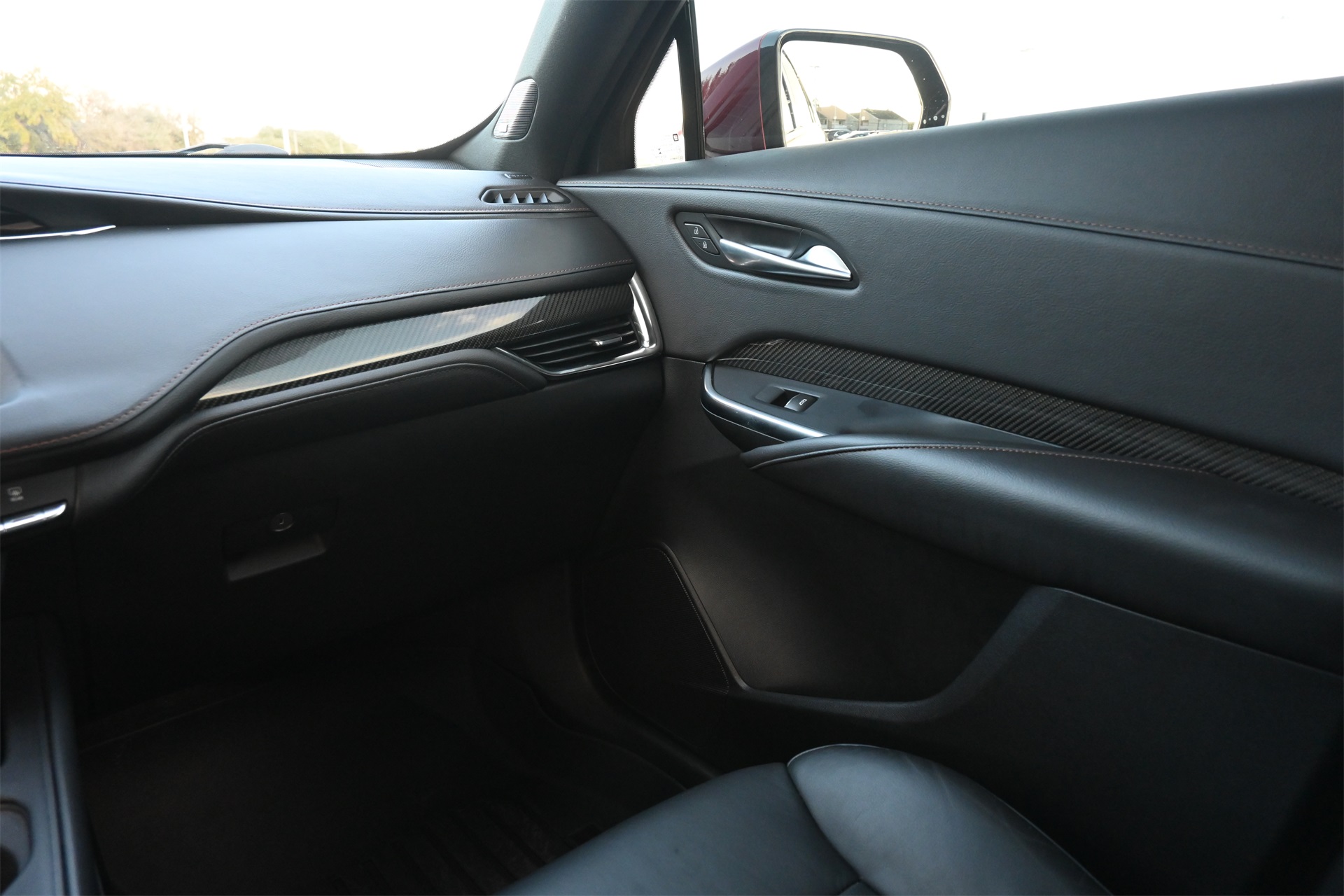 2023 Cadillac XT4 Sport - 7