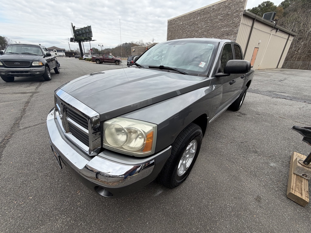 2005 Dodge Dakota Laramie Quad Cab RWD