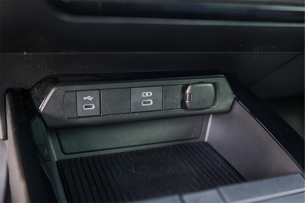 Used Car 2024 Toyota Prius Prime  Xse For Sale Under $30,000 In Austin, Texas