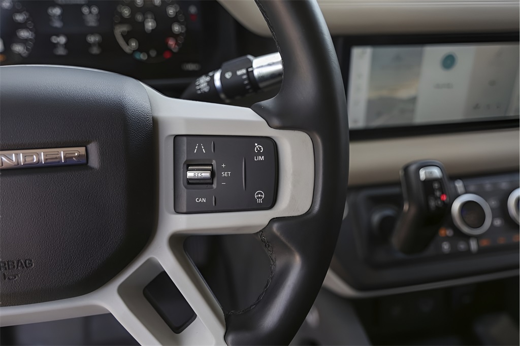 Used Car 2022 Land Rover Defender 110  X-dynamic Se For Sale Under $50,000 In Austin, Texas