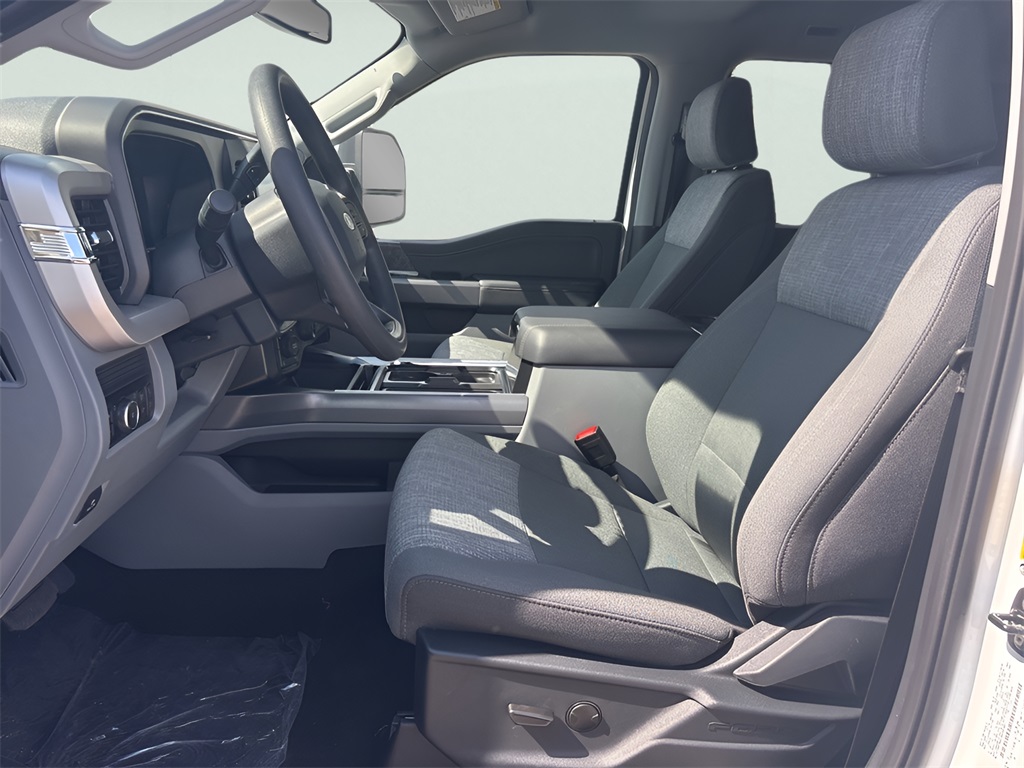 2025 Ford F-350SD