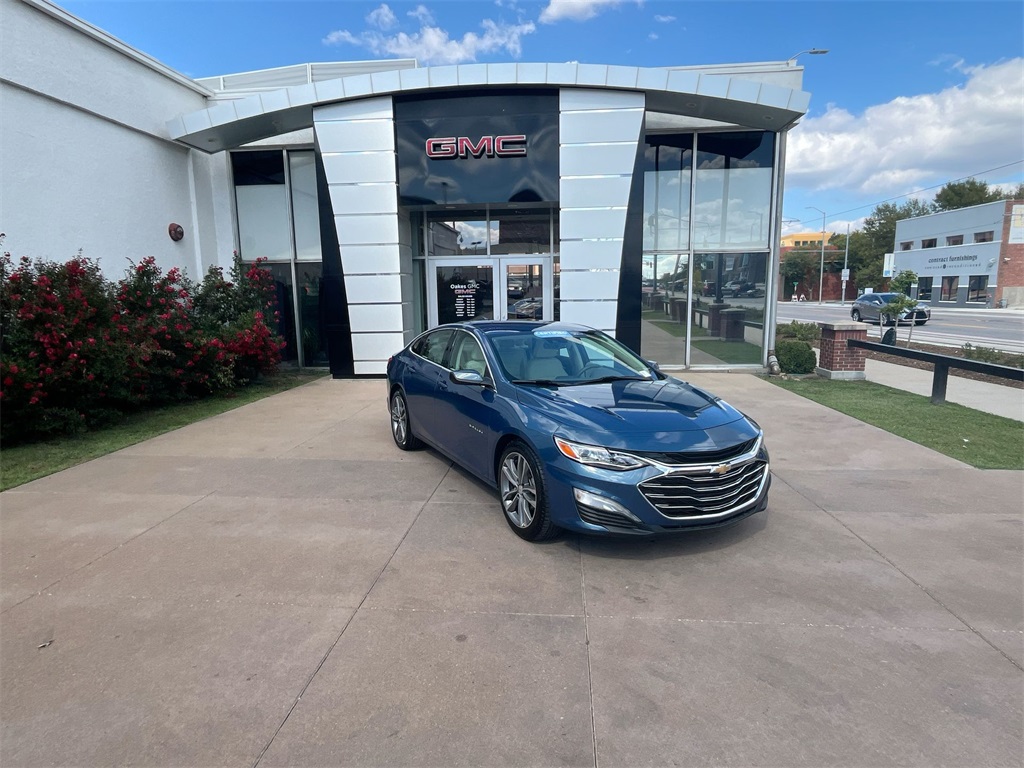2024 Chevrolet Malibu LT with 2LT FWD