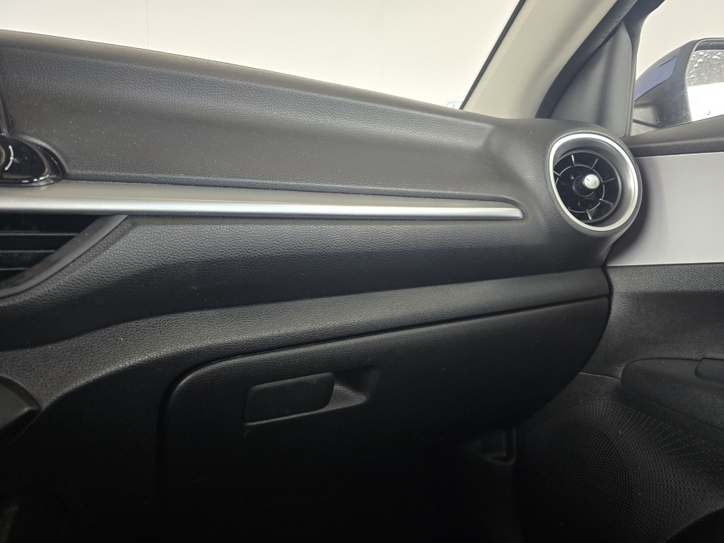 Thumbnail: 2024 Kia Forte - 27