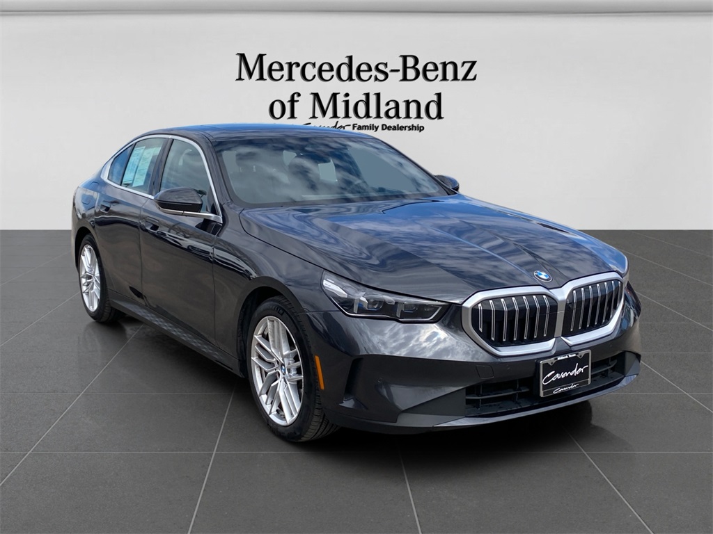 2024 BMW 5 Series 530i RWD