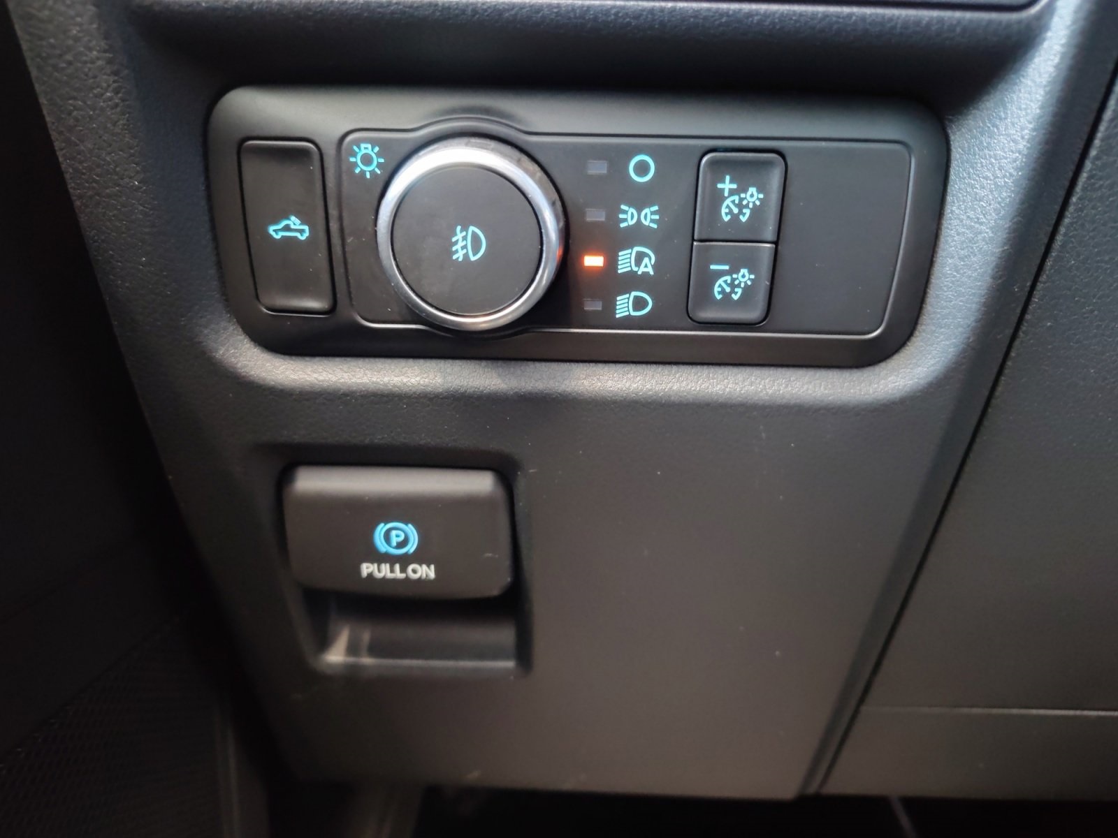 Used Car 2021 Ford F-150  Xl For Sale Under $30,000 In San Antonio, Texas