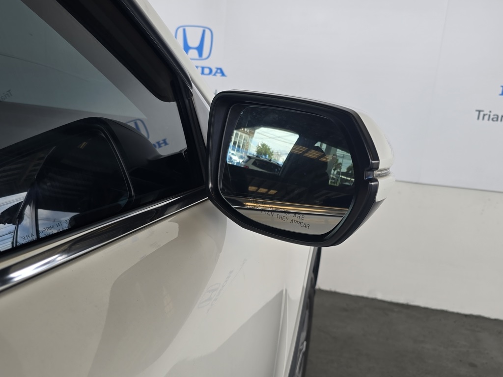 Thumbnail: 2019 Honda CR-V - 32