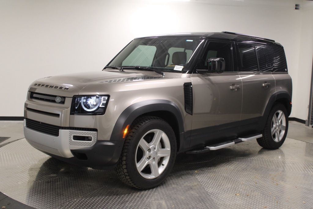 2023 Land Rover Defender 110 SE AWD